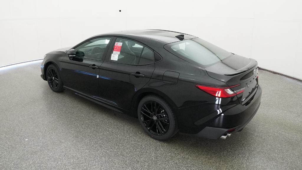 2025 Toyota Camry SE photo 10