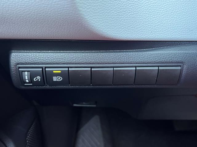 2023 Toyota Corolla SE photo 16