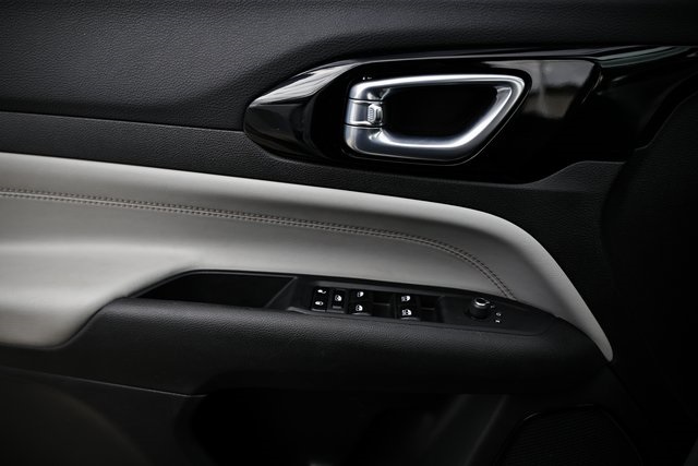 2024 Jeep Compass Limited photo 15