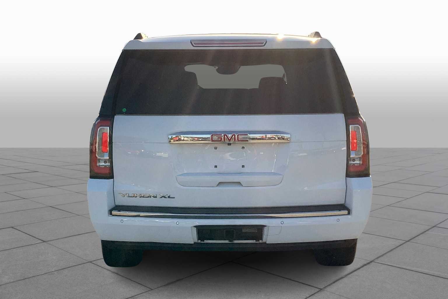 2018 Gmc Yukon XL Denali photo 4