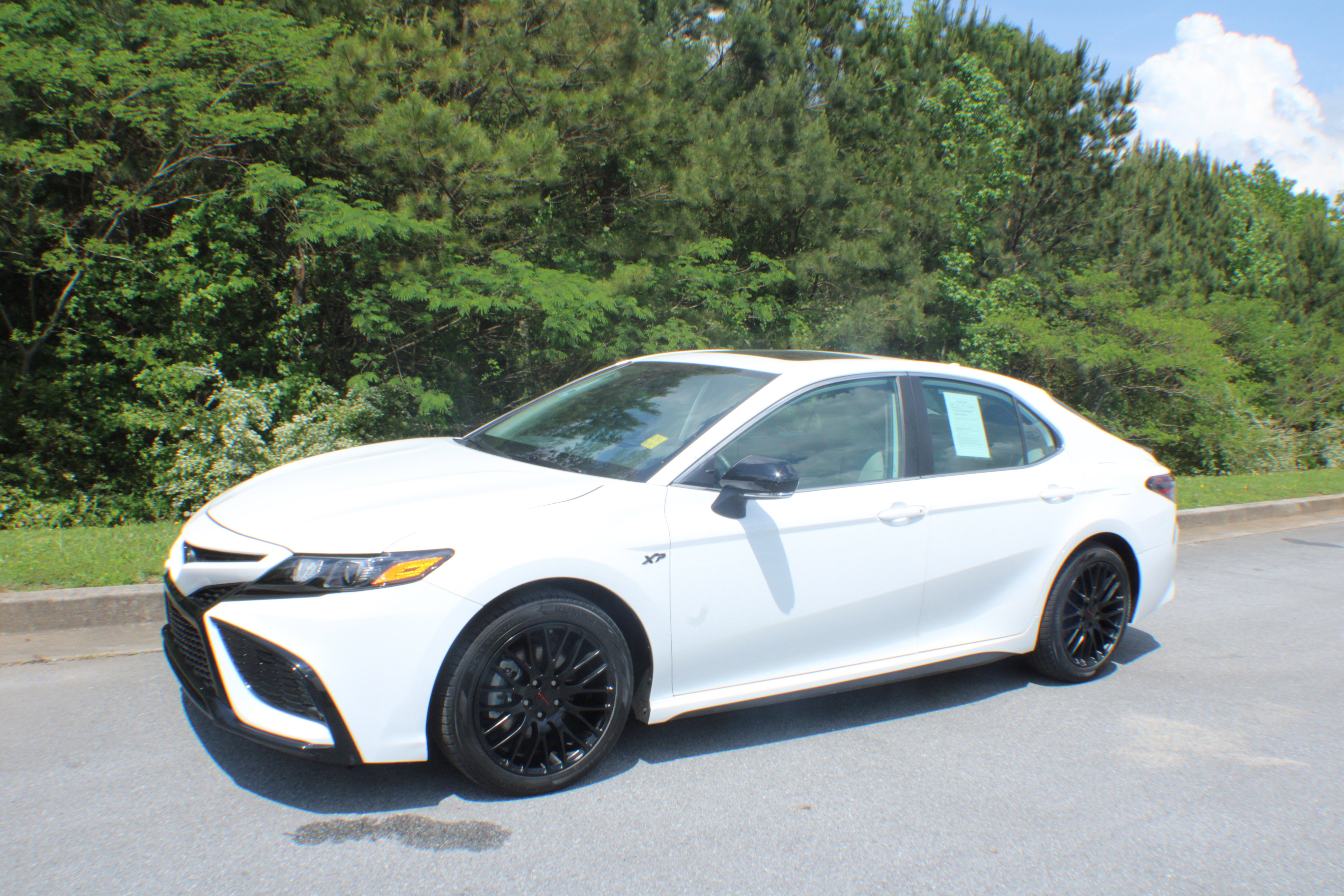 2024 Toyota Camry SE photo 4