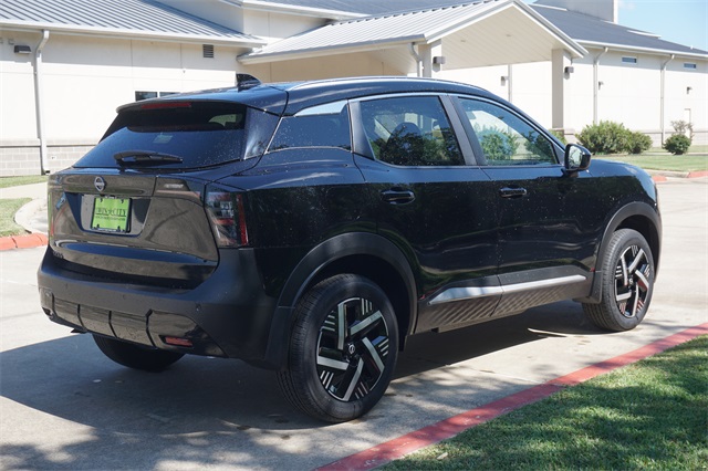 2026 Nissan Kicks SV photo 2