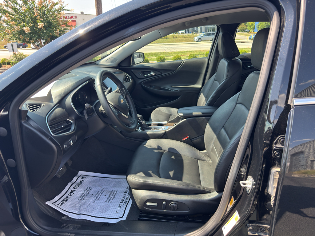 2024 Chevrolet Malibu Premier 2LT photo 6
