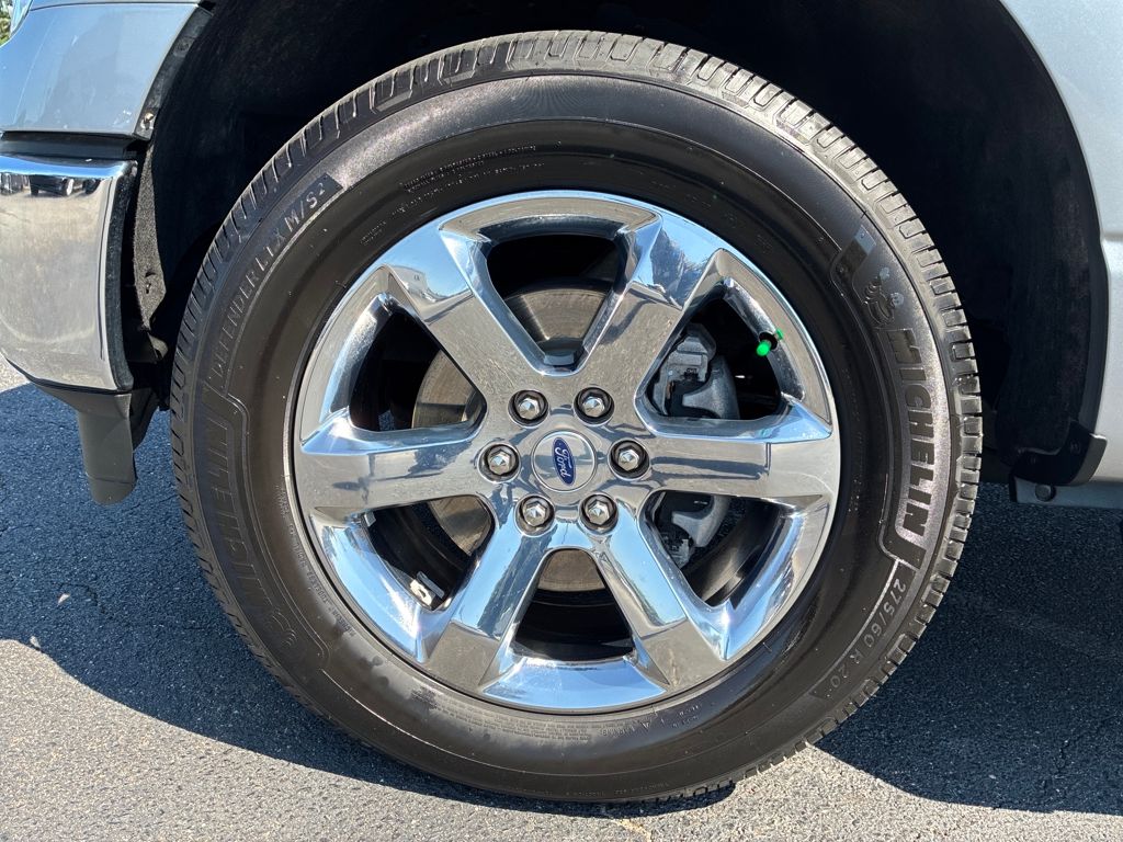 2022 Ford F-150 XLT photo 25