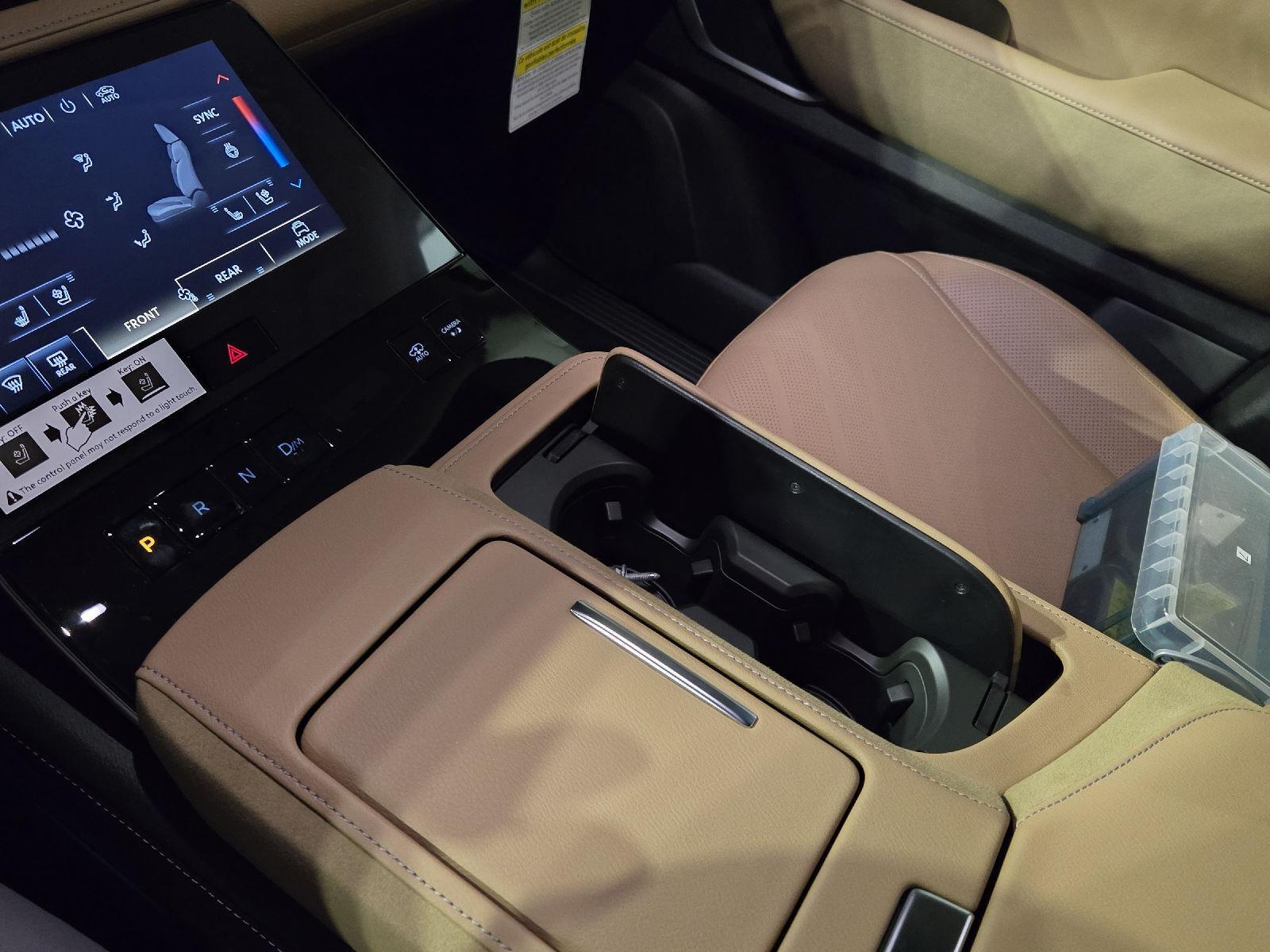 2026 Infiniti QX80 Luxe photo 25