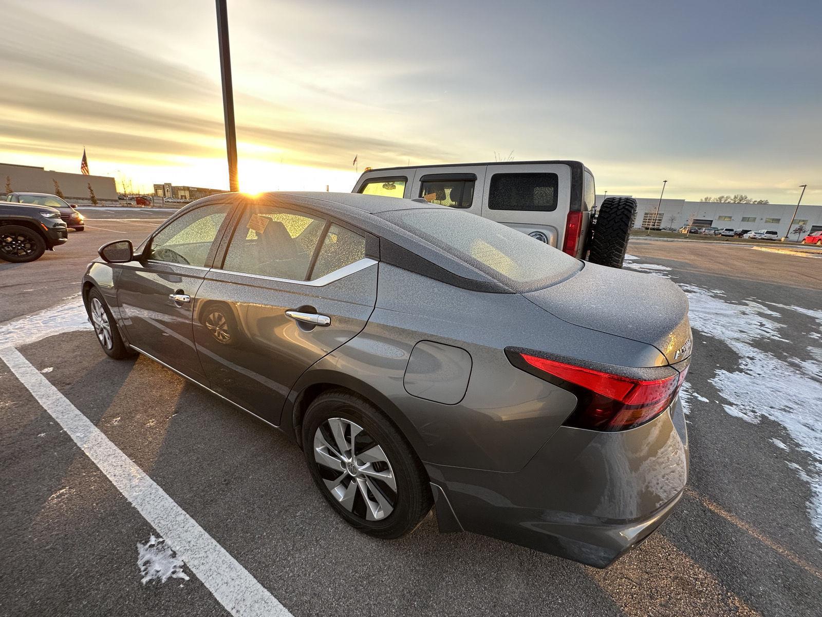 Used 2020 Nissan Altima S with VIN 1N4BL4BV8LC136904 for sale in Kansas City