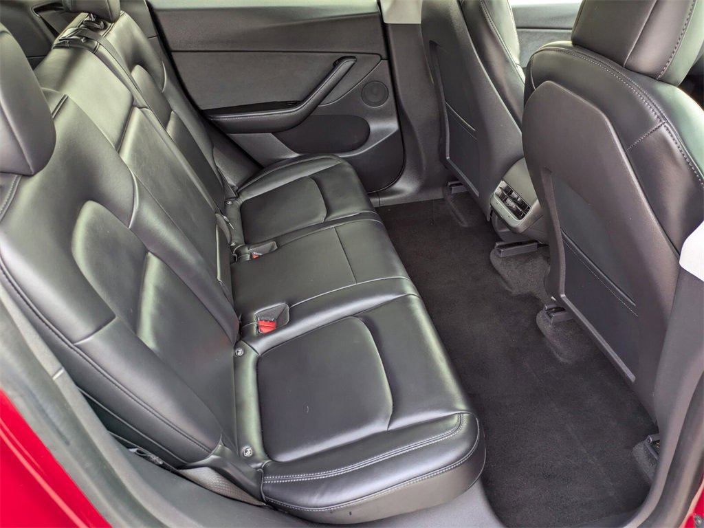 2021 Tesla Model Y Standard Range photo 25