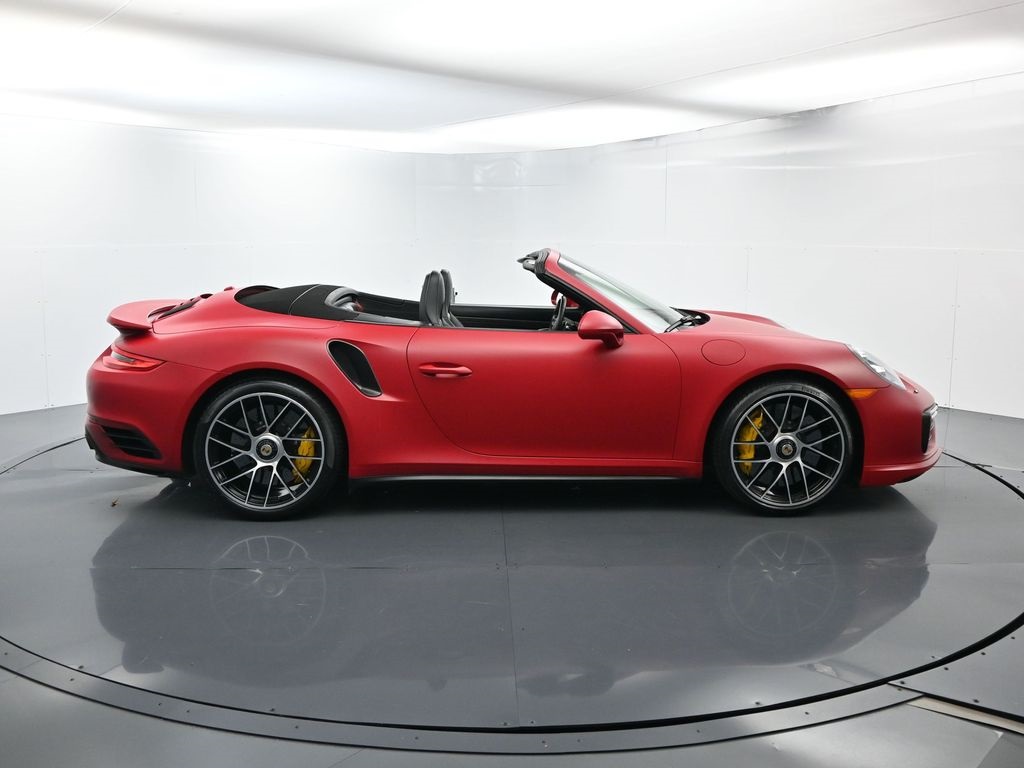 2017 Porsche 911 Turbo S photo 15