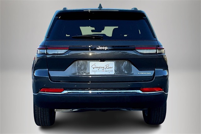 2025 Jeep Grand Cherokee Laredo X photo 3