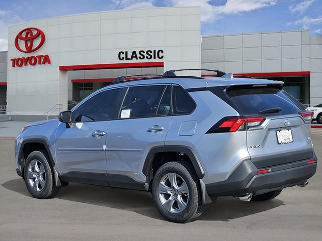 2025 Toyota RAV4 Hybrid LE photo 3