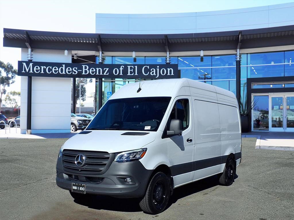 2026 Mercedes-Benz Sprinter Cargo Van Base's photo