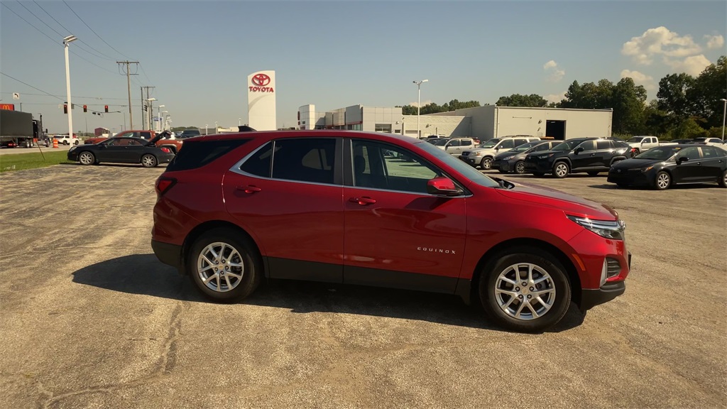 2022 Chevrolet Equinox LT photo 8