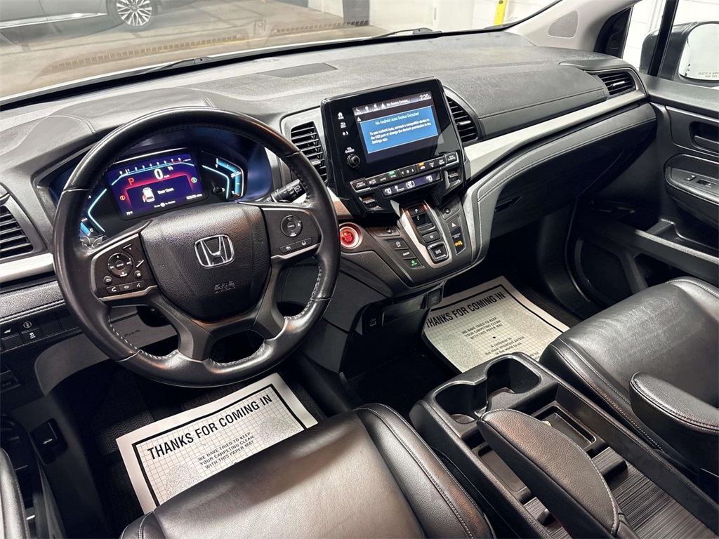 2024 Honda Odyssey EX-L photo 2