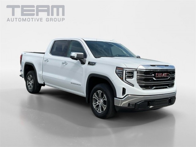 2025 GMC Sierra 1500 SLT's photo