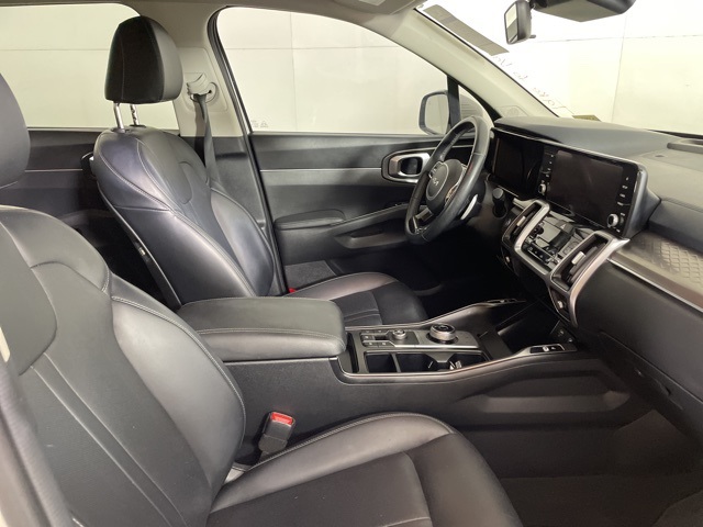 2022 Kia Sorento Hybrid S photo 12
