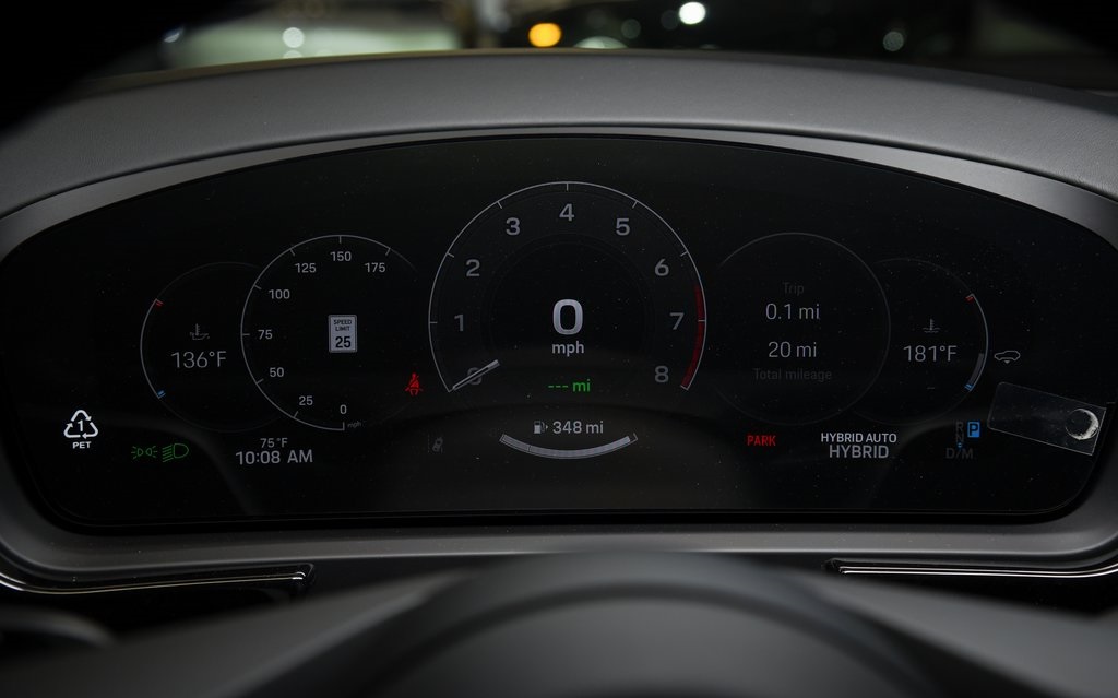 2025 Porsche Cayenne E-Hybrid photo 21