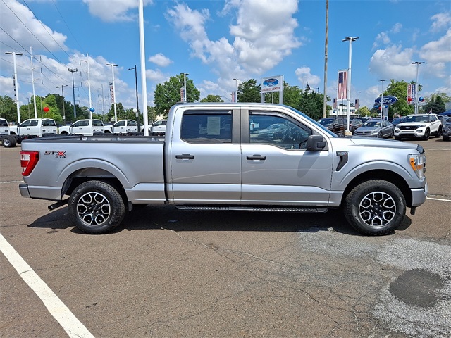 2022 Ford F-150 XL photo 6