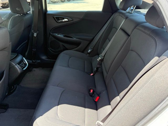 Used 2016 Iridescent Pearl Tricoat Chevrolet LT image 13