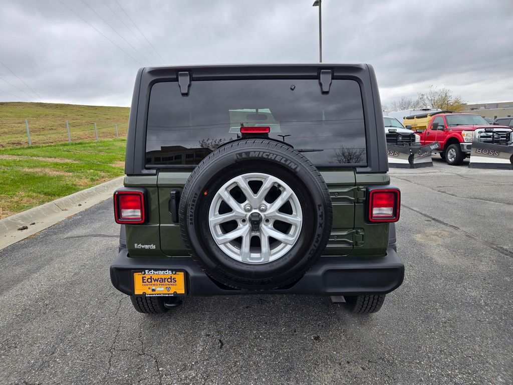 2023 Jeep Wrangler Sport S photo 4