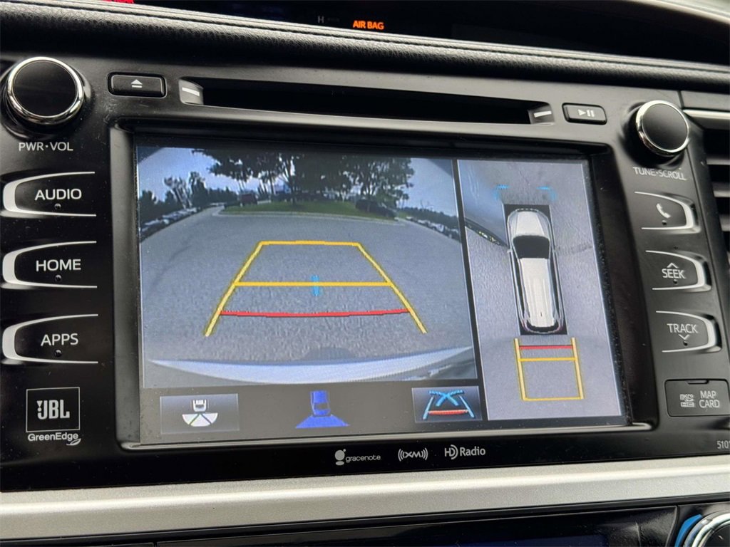 2018 Toyota Highlander Limited photo 3