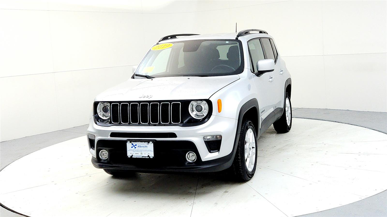 Used 2019 Jeep Renegade Latitude with VIN ZACNJBBBXKPK20530 for sale in Woburn, MA