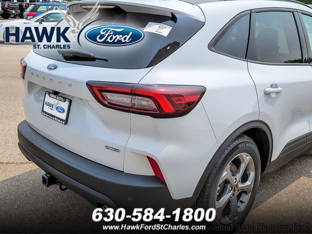 2025 Ford Escape ST-Line Select photo 4