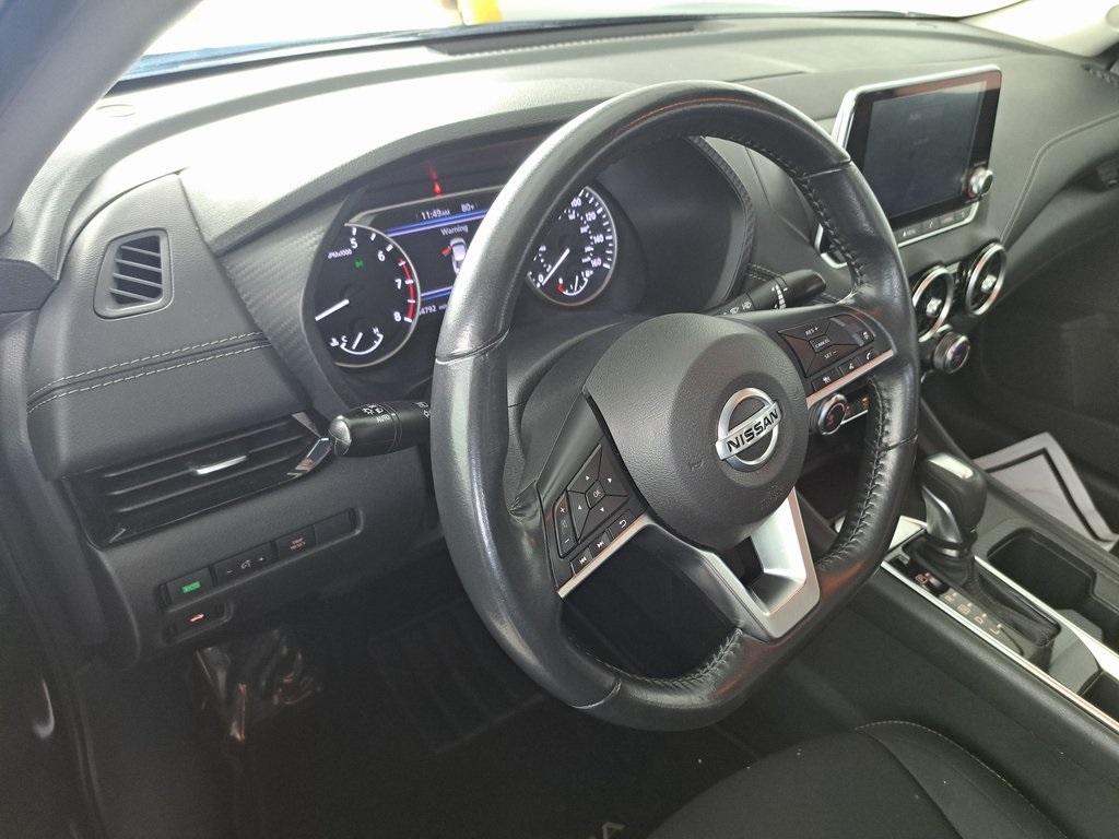 2022 Nissan Sentra SV photo 8