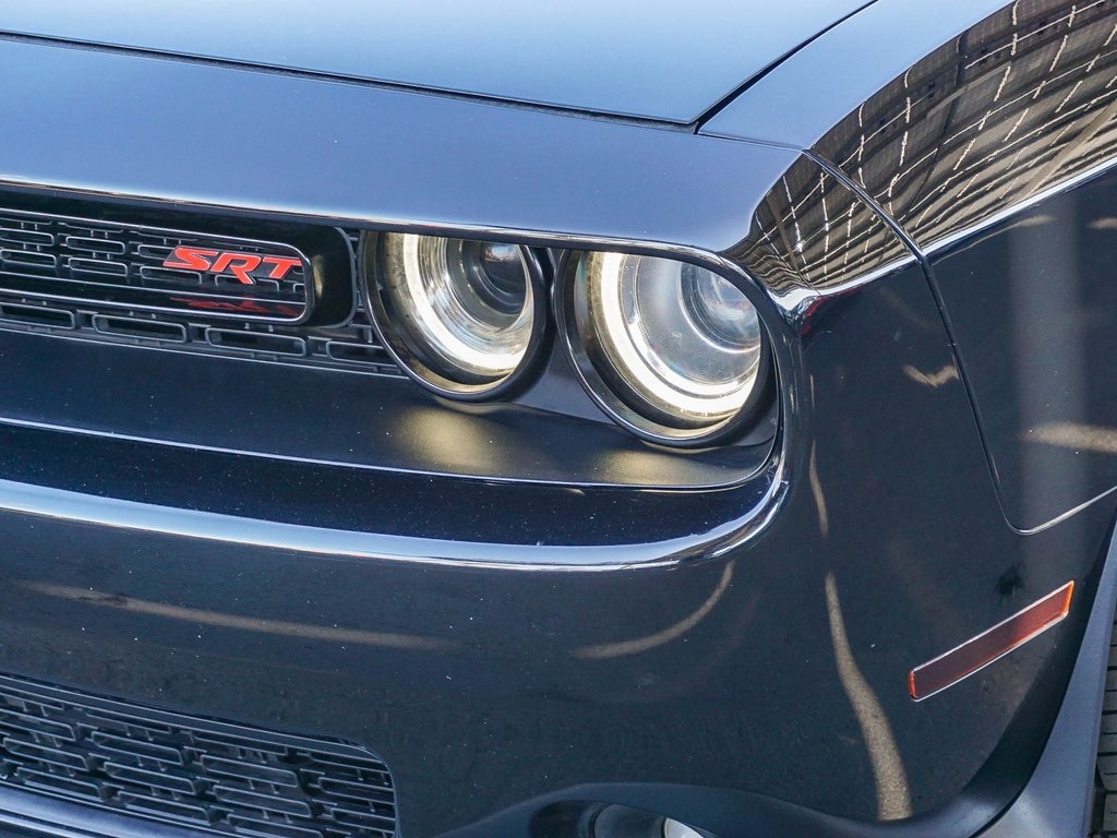 2016 Dodge Challenger SRT8 392 photo 3