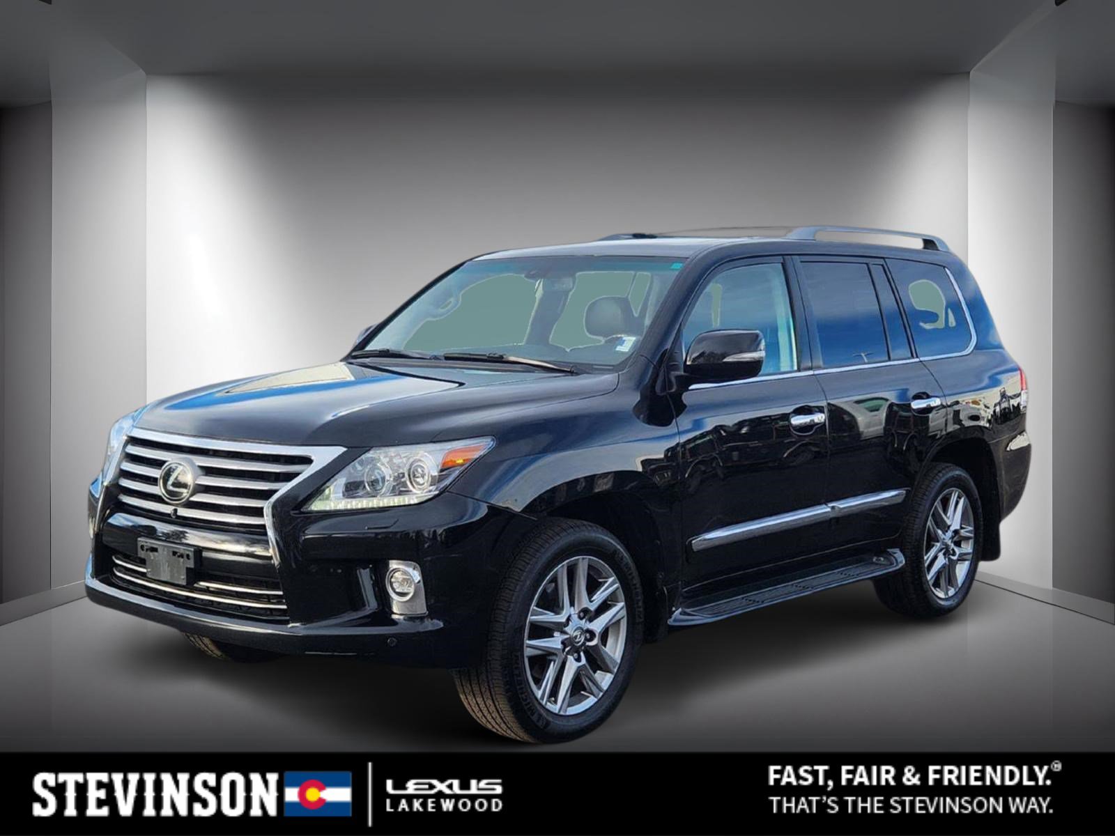 2014 Lexus LX 570's photo