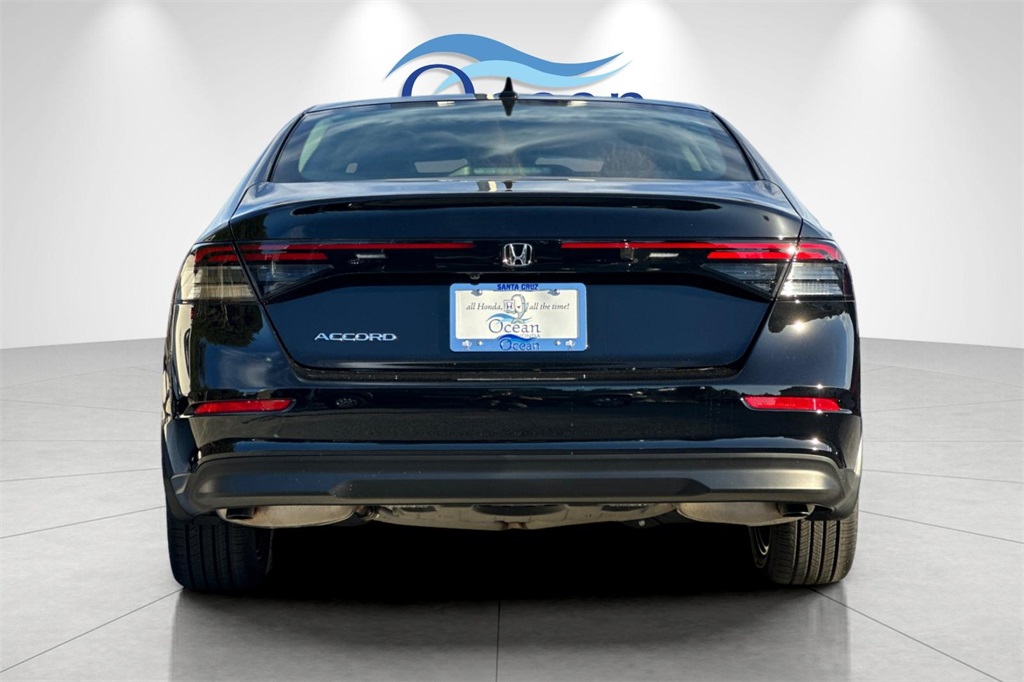2025 Honda Accord SE photo 4