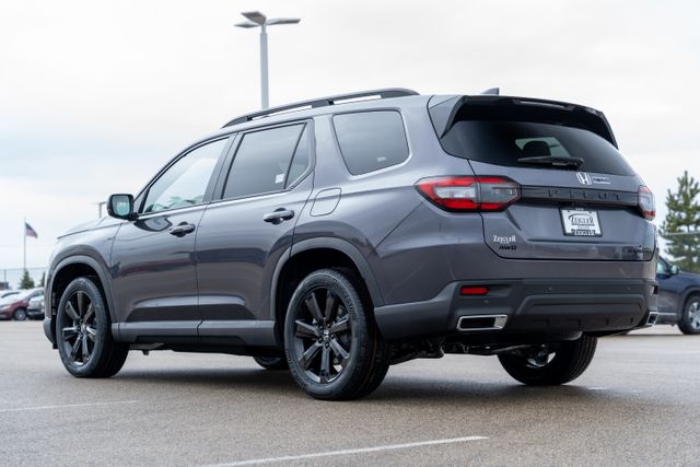 2025 Honda Pilot Black Edition photo 4