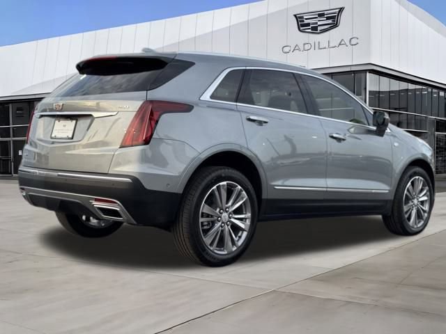 2026 Cadillac XT5 Premium Luxury photo 3