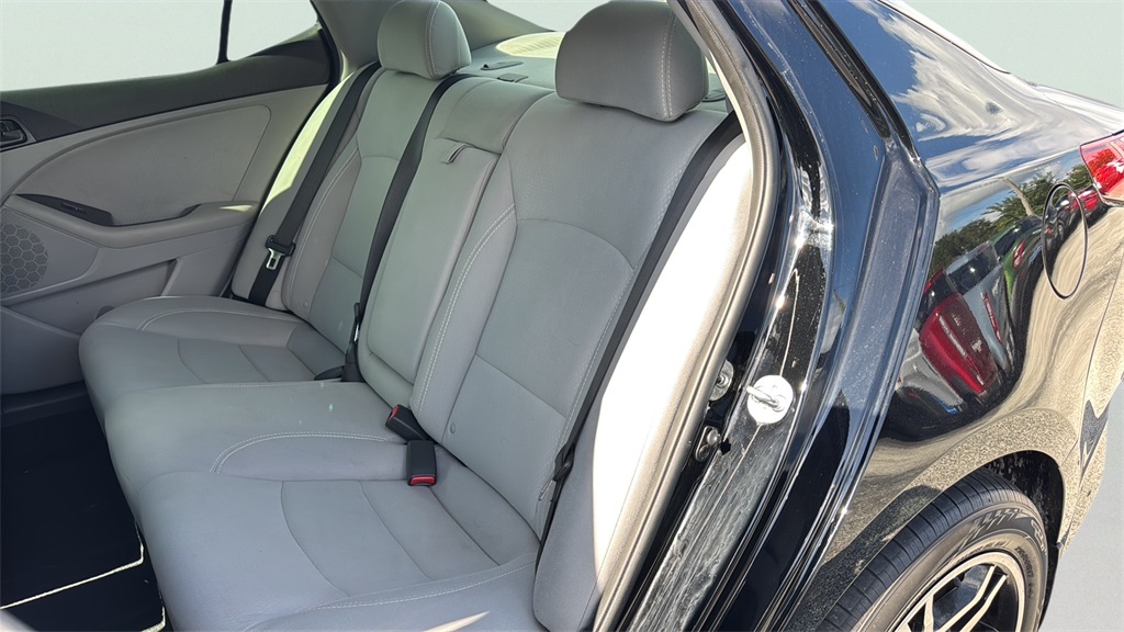 2015 Kia Optima LX photo 21