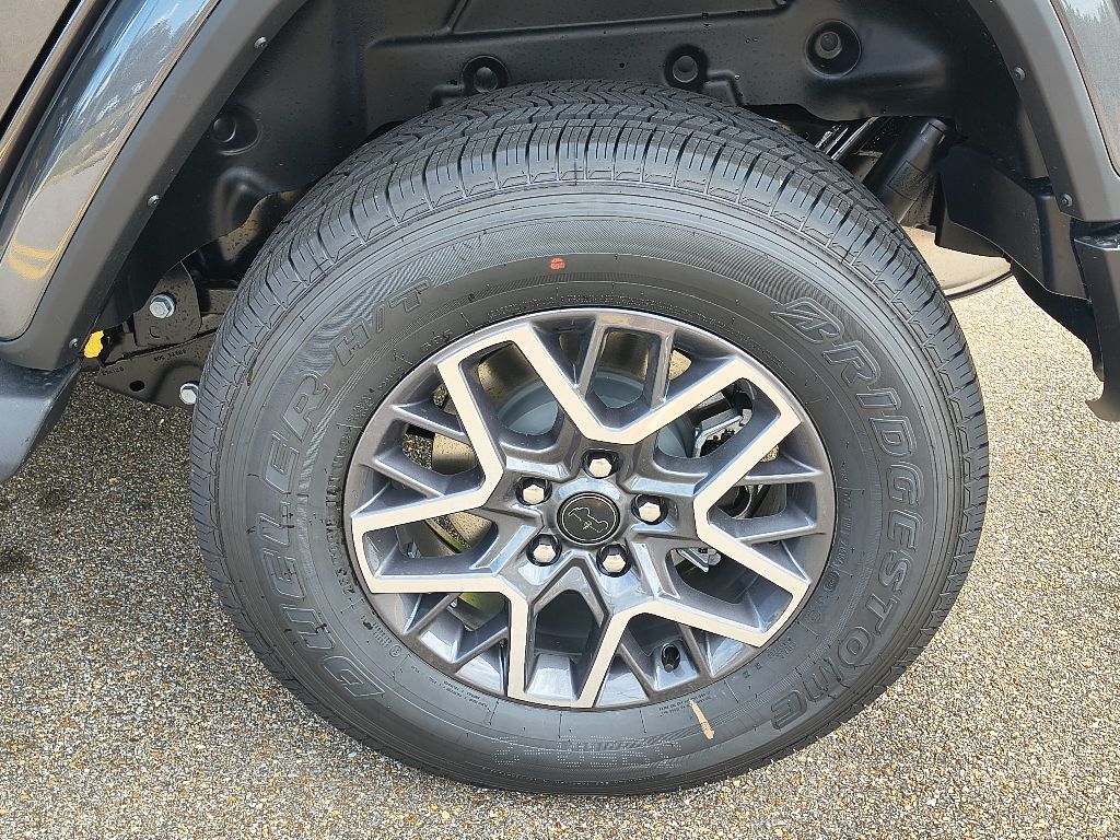 2025 Jeep Wrangler Sahara W photo 3