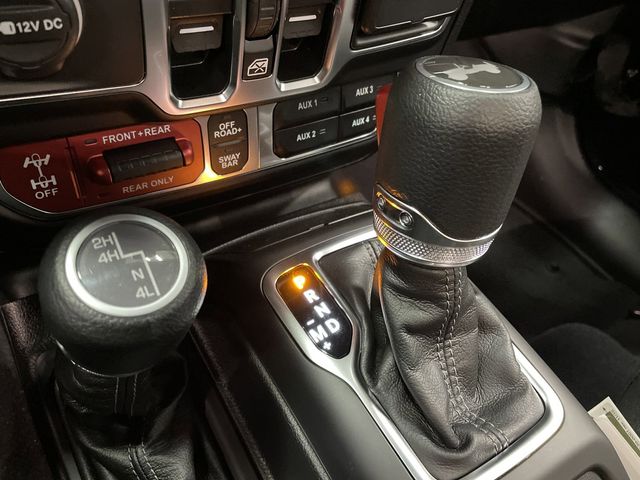 2025 Jeep Wrangler Rubicon photo 17