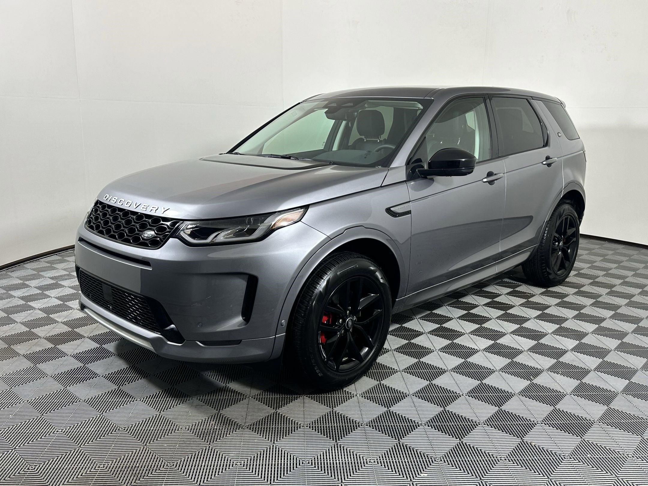 2025 Land Rover Discovery Sport S