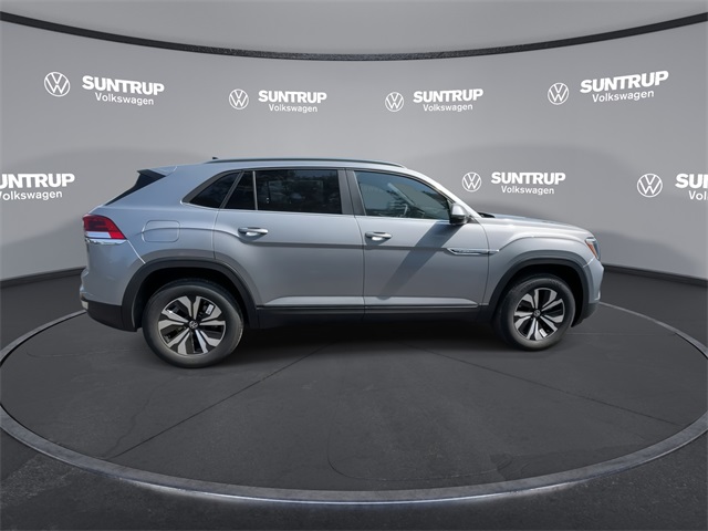 2026 Volkswagen Atlas Cross Sport SE photo 14