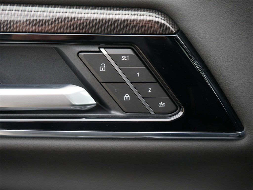 2025 Gmc Yukon XL photo 13