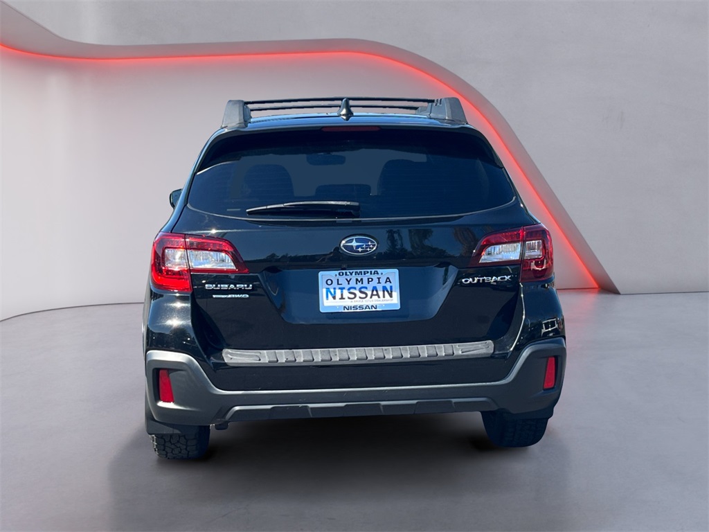 2018 Subaru Outback 2.5i Premium photo 4