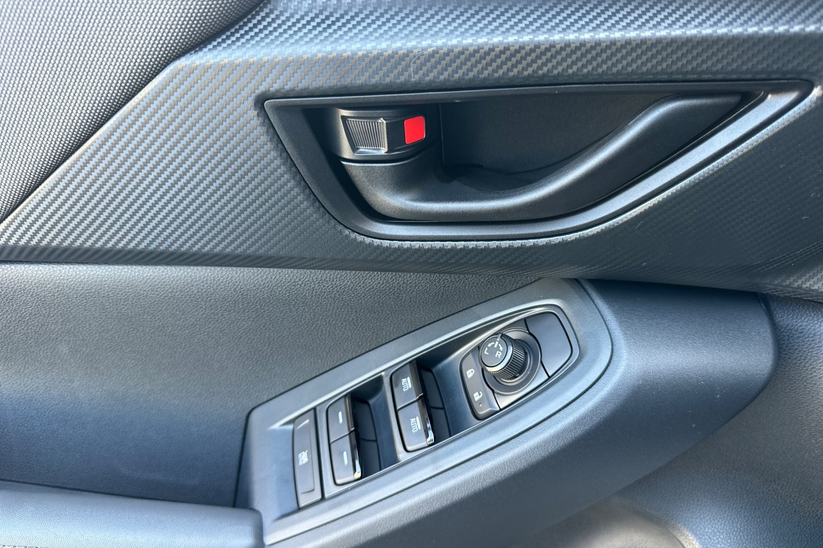 2025 Subaru Crosstrek Premium photo 43