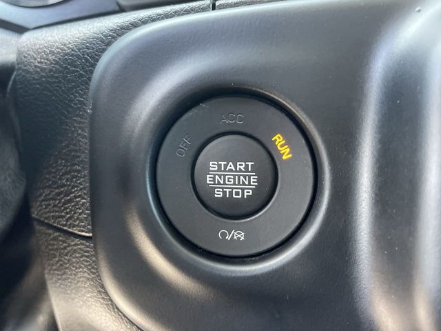 2021 Jeep Wrangler Unlimited Sahara photo 26