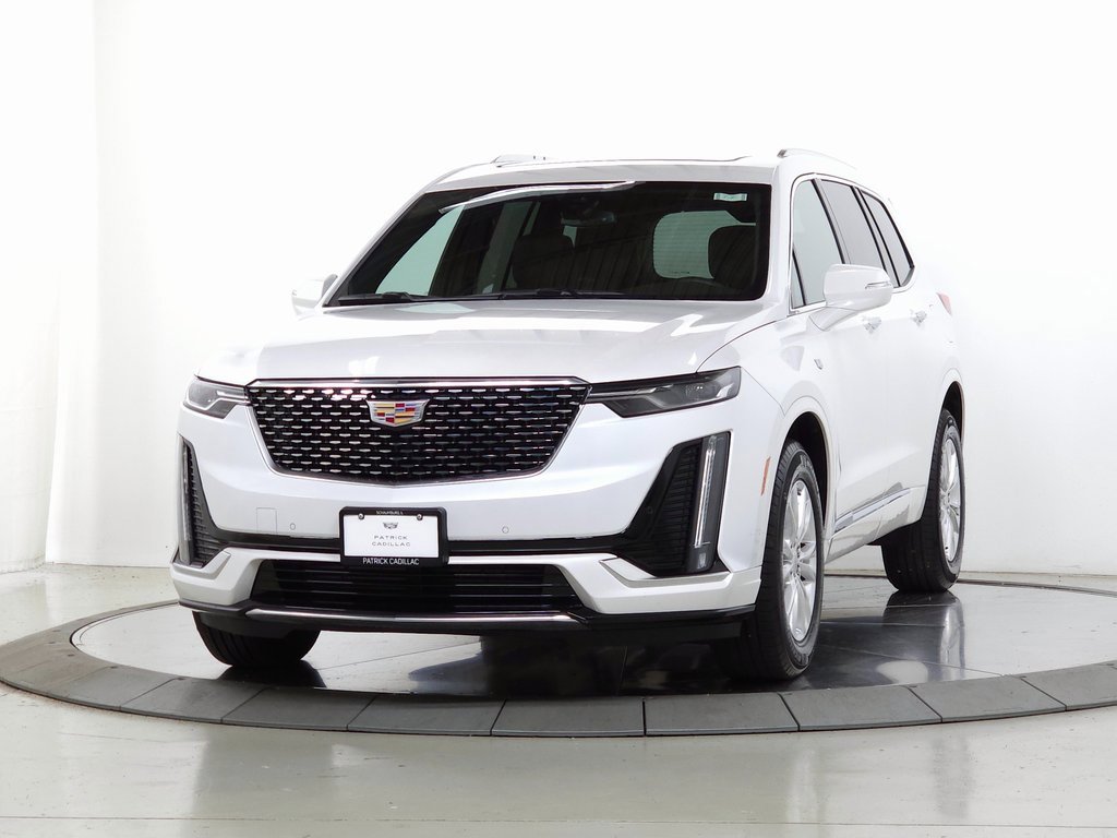 2025 Cadillac XT6 Luxury