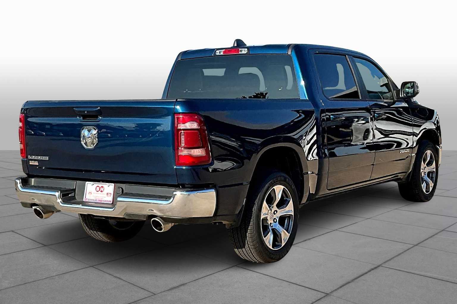 2024 Ram 1500 Laramie photo 12