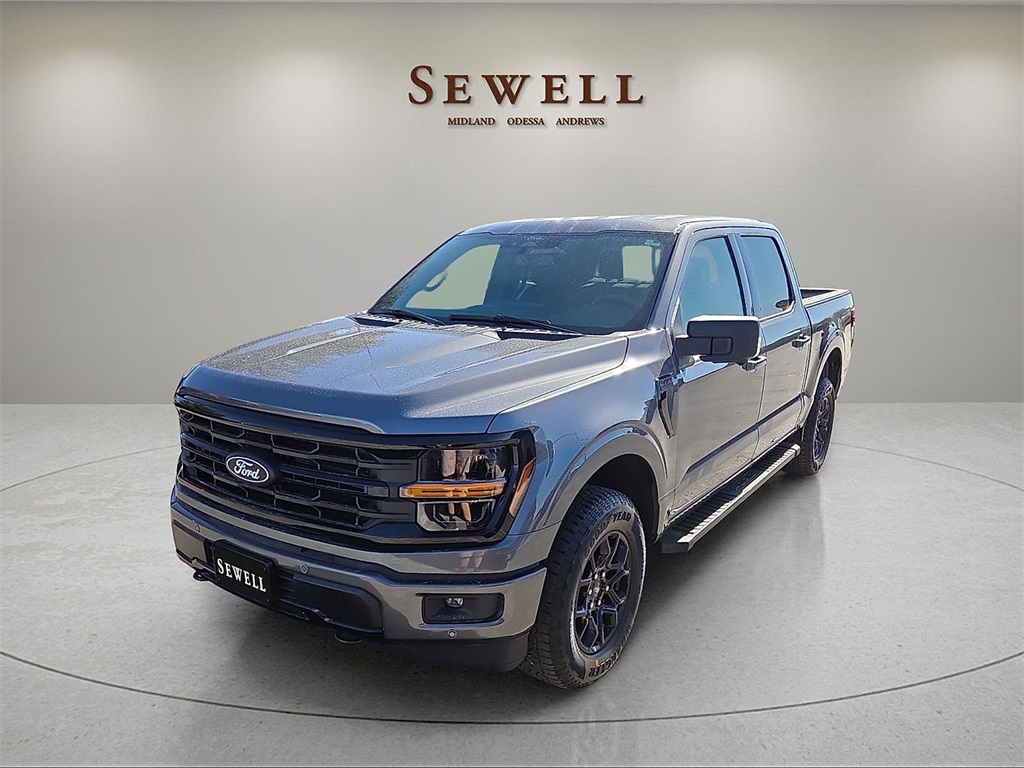 2025 Ford F-150 XLT's photo
