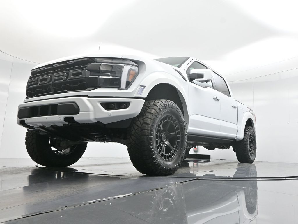 2025 Ford F-150 Raptor photo 50