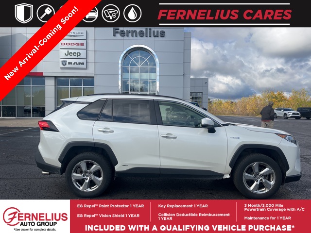 2019 Toyota RAV4 Hybrid Limited photo 4