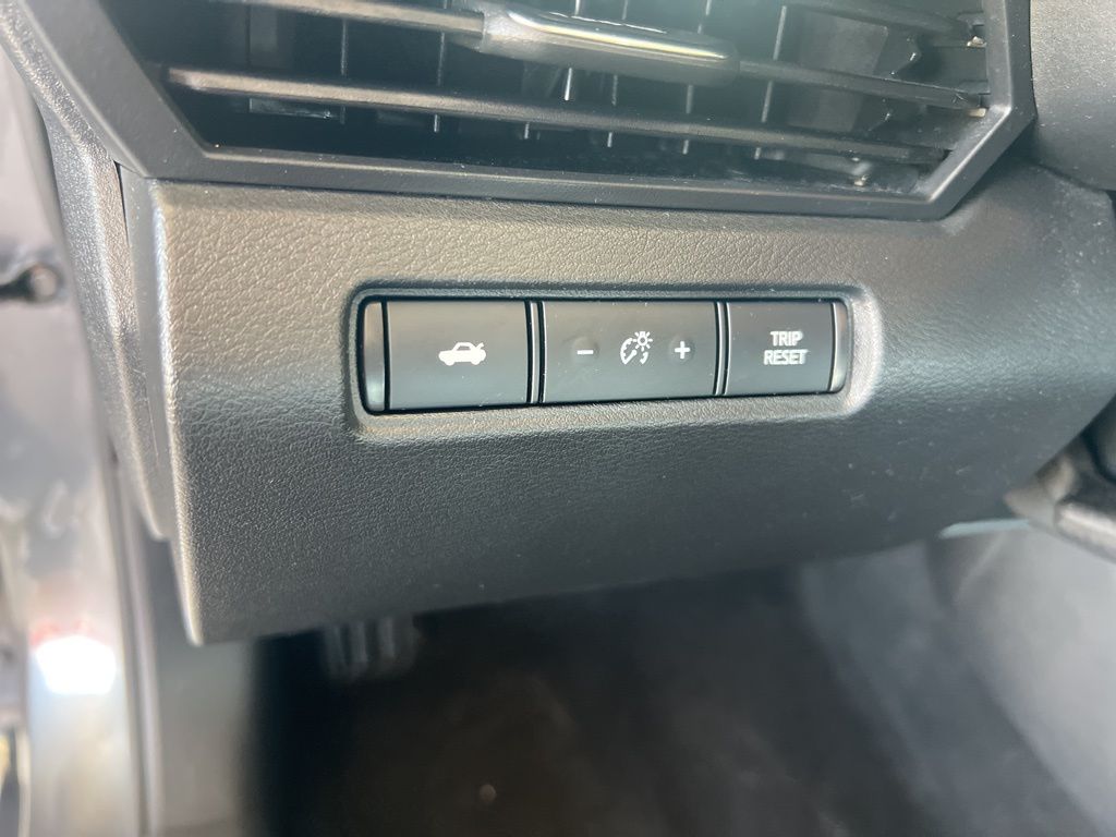 2023 Nissan Altima SR photo 45