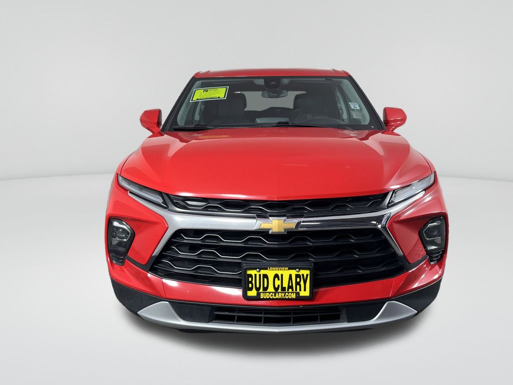 2023 Chevrolet Blazer 2LT photo 2