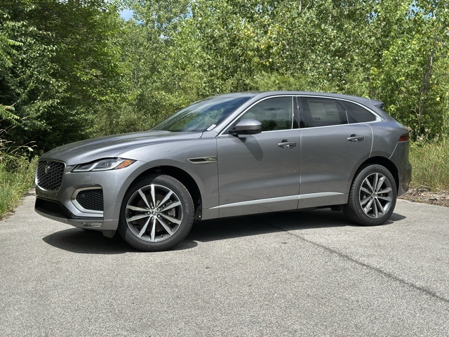 2026 Jaguar F-Pace R-Dynamic S's photo