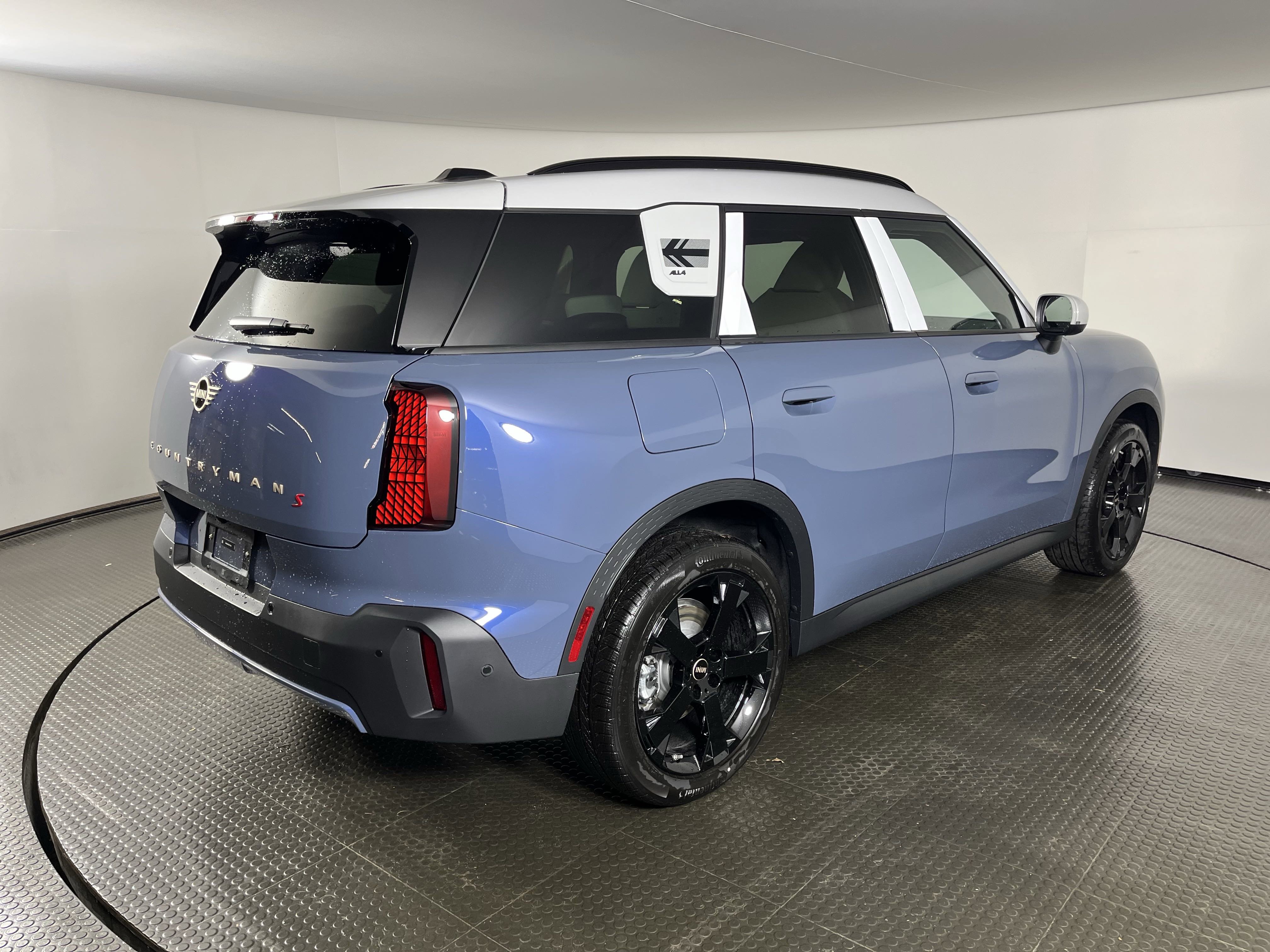 2025 Mini Cooper S ALL4 photo 6